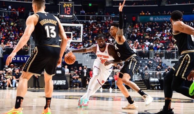  尼克斯时隔十年重返季后赛次轮  