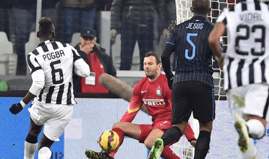  国际米兰主场三球大胜，强势登顶意甲榜首