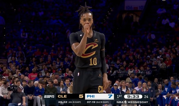  米切尔单节21分骑士击溃尼克斯豪取四连胜