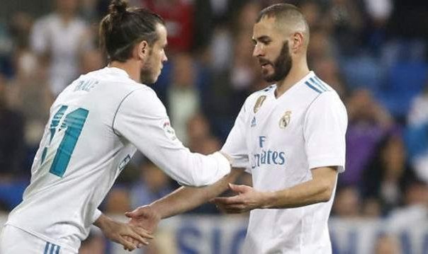  曼城锋线火力全开，英超榜首大战演进球盛宴