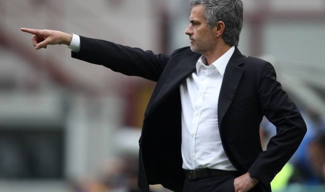  热刺主帅孔蒂赛后发布会怒辞职  