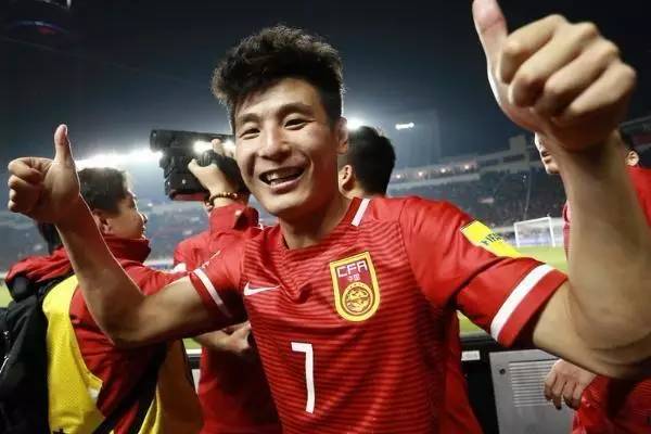  那不勒斯主场奏凯，延续联赛不败神话