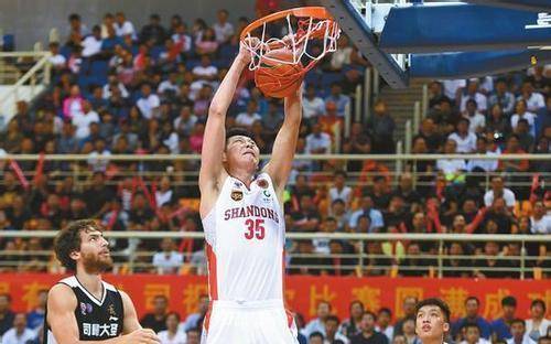  亚眠防守漏洞频现惨遭大比分失利