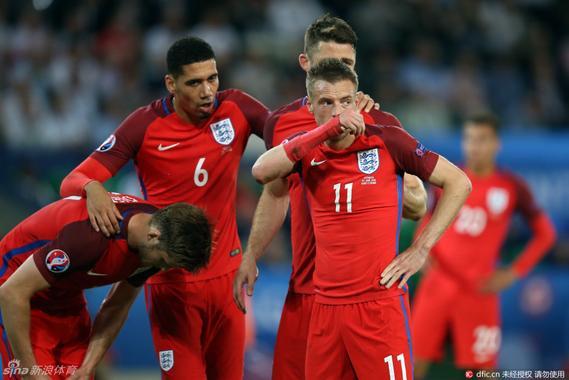  那不勒斯客场艰难战平乌迪内斯错失登顶良机  