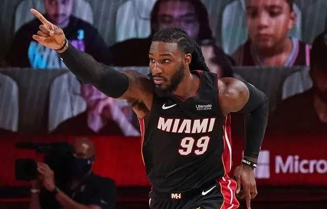  巴特勒强硬突破热火客场力克猛龙获四连胜